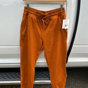Beyond Yoga Burnt Orange Joggers